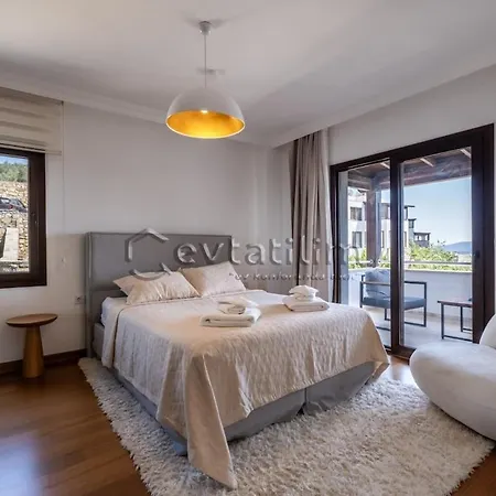 Castle By Evtatilim וילה *