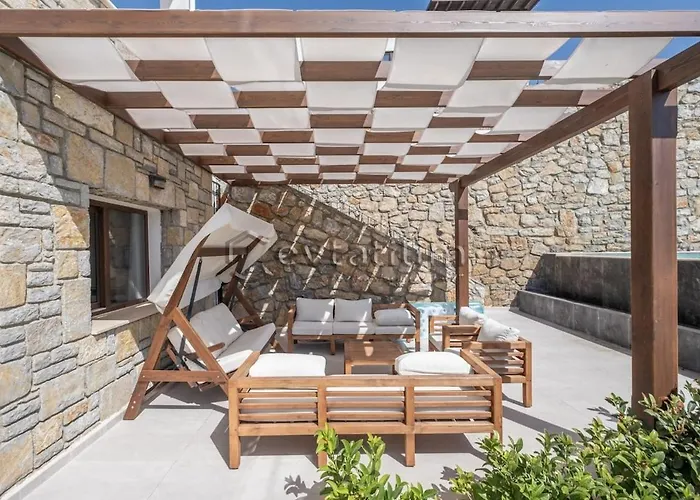 Castle By Evtatilim فيلة *