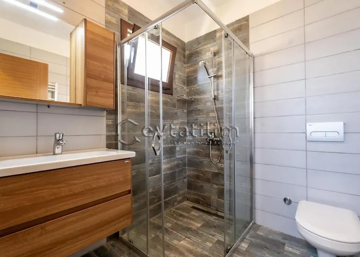 Castle By Evtatilim فيلة