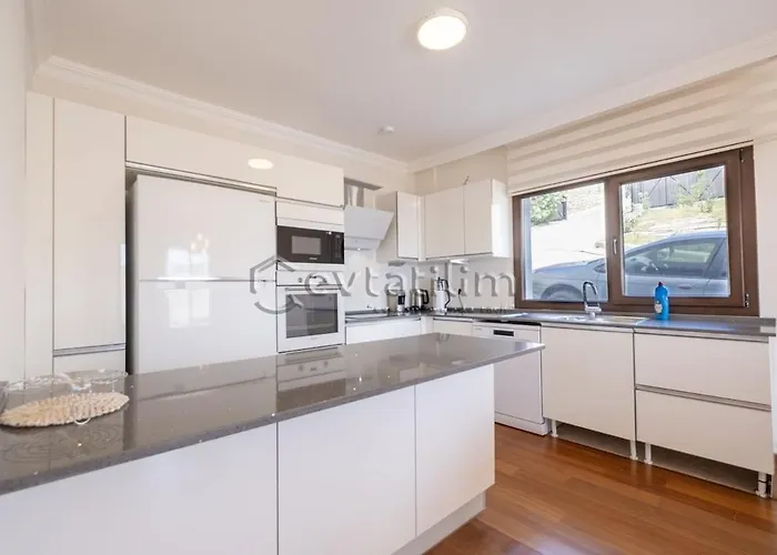 Castle By Evtatilim * بودروم