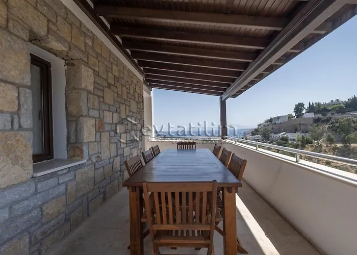 Castle By Evtatilim فيلة *